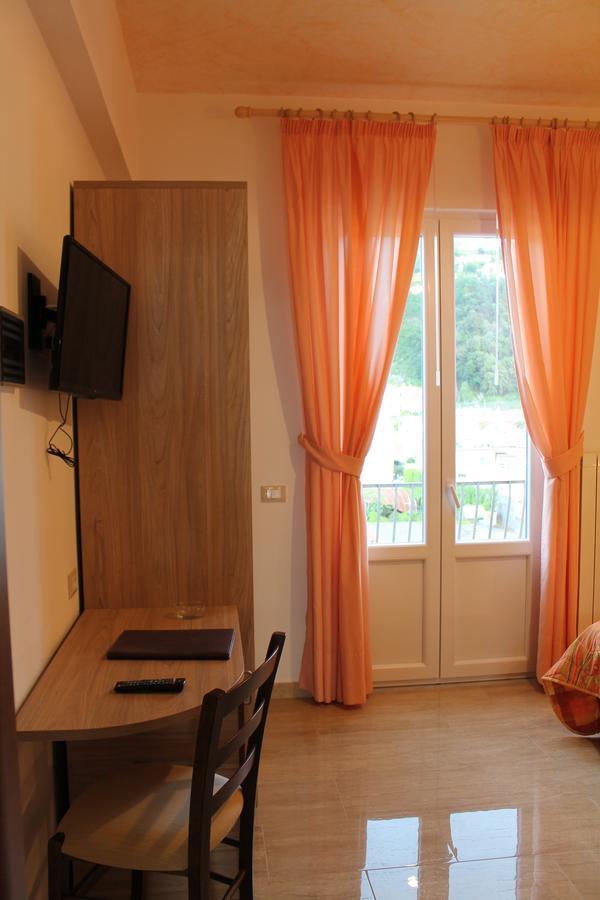 Hotel Terme Rosaleo Casamicciola Terme Extérieur photo
